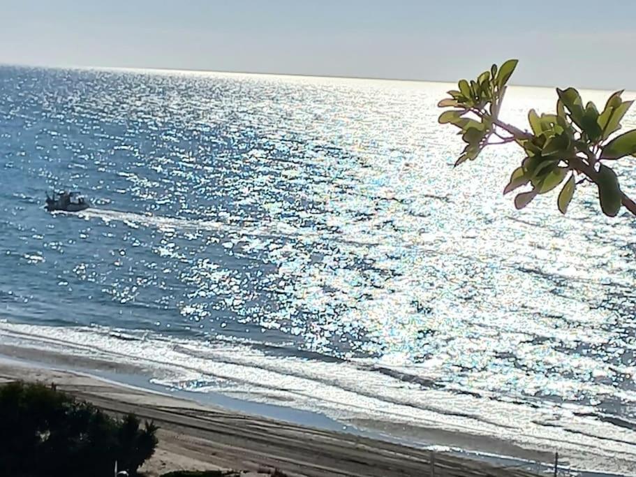 Lux. Frontbeach-terrace. 5 Pools.tv. 2 A.c.netflix Appartamento