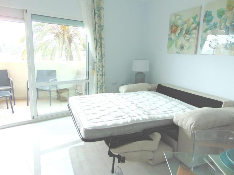 Appartamento Lux. Frontbeach-terrace. 5 Pools.tv. 2 A.c.netflix *