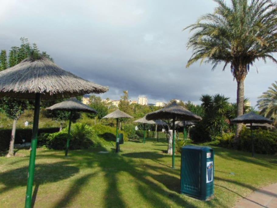 Lux. Frontbeach-terrace. 5 Pools.tv. 2 A.c.netflix Appartement